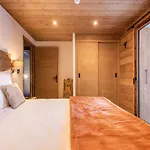 In Champagny By Slopes Chalet *
