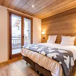 In Champagny By Slopes Chalet