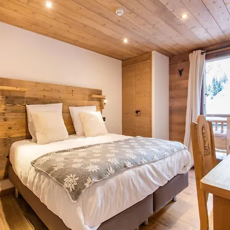 Prestigious With Pool And Sauna Chalet