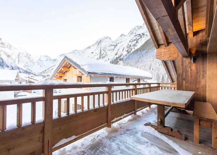 In Champagny By Slopes *